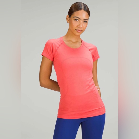 Lululemon pale raspberry swiftly tech, size 6 - Picture 4 of 4